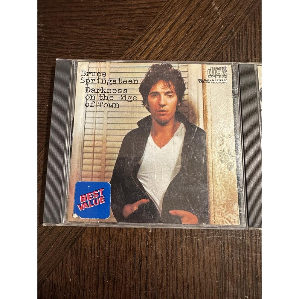 Bruce Springsteen Left T Of 2 CDs Born To Run, Darkness On The Edge Of Town 78' - Picture 3 of 10